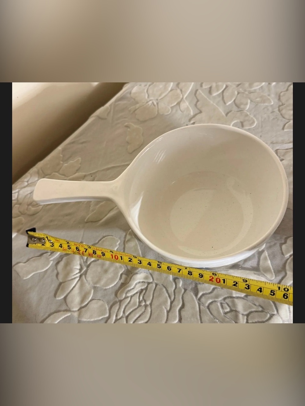 1.5 Pint Corning Ware saucepan features the iconic Blue Cornflower pattern - Picture 4 of 4